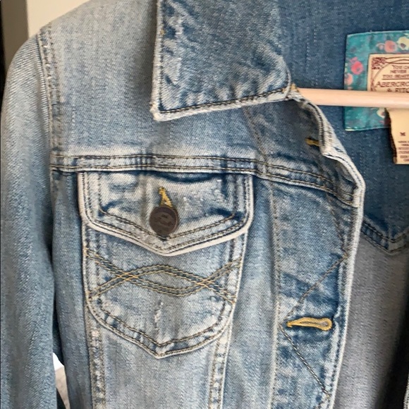 Jean Jacket - Picture 5 of 6